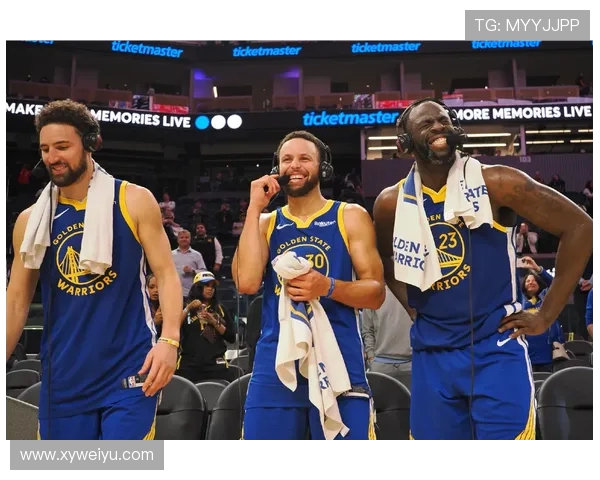 NBA爵士与勇士精彩对决回顾球迷必看比赛亮点与精彩瞬间分析